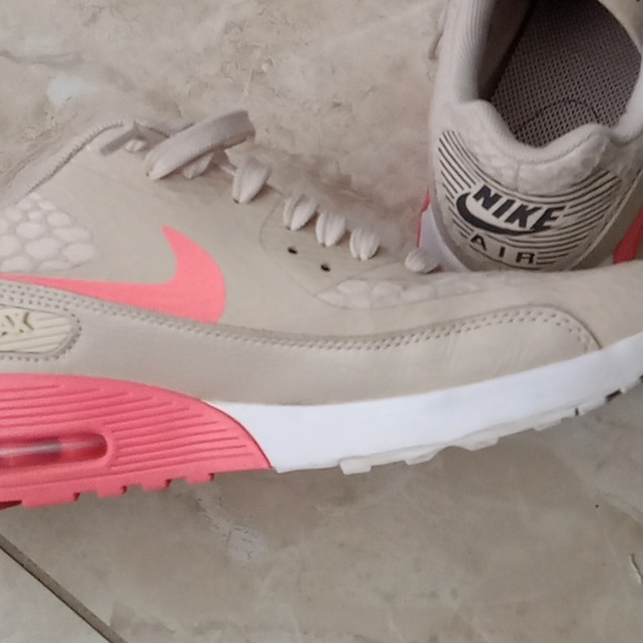 Nike Air Max - Picture 11 of 16